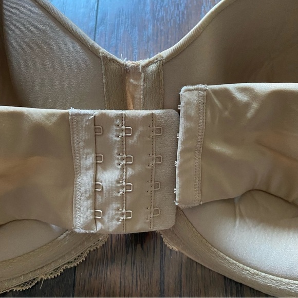 Lilyette Nude Strapless Bra Size 38DD - Picture 3 of 10